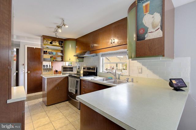 1030 BOUCHER AVE, Annapolis, MD 21403