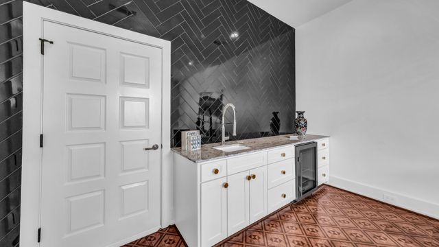 11802 E Rocky Creek Road, Crowley, TX 76036