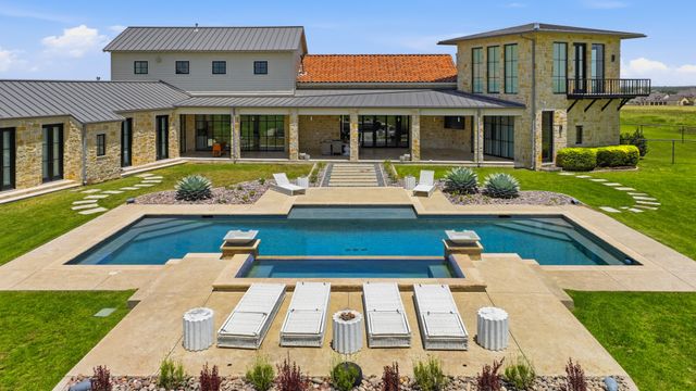 11802 E Rocky Creek Road, Crowley, TX 76036