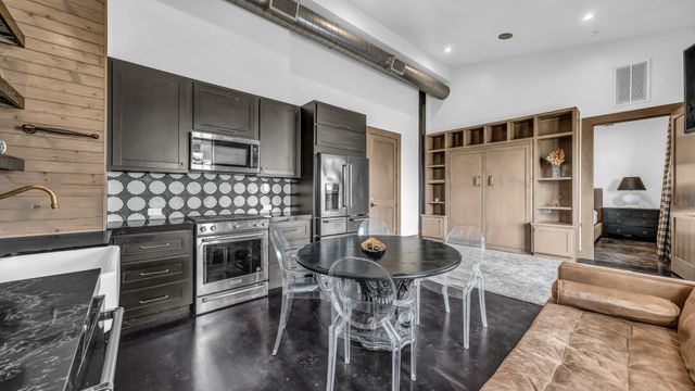 11802 E Rocky Creek Road, Crowley, TX 76036