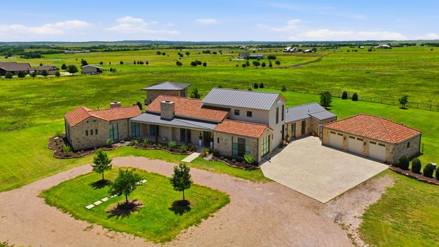 11802 E Rocky Creek Road, Crowley, TX 76036