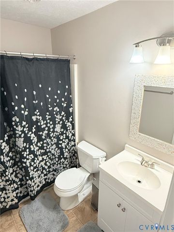 9208 Timbers Edge Ct, Glen Allen, VA 23060