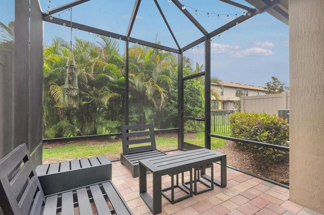 8243 Cinch Way, Lake Worth, FL 33467