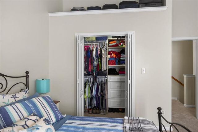 308 Waters Edge LN, Suffolk, VA 23435