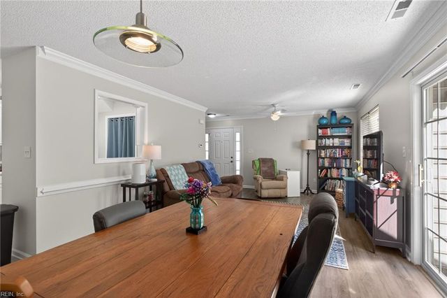 308 Waters Edge LN, Suffolk, VA 23435