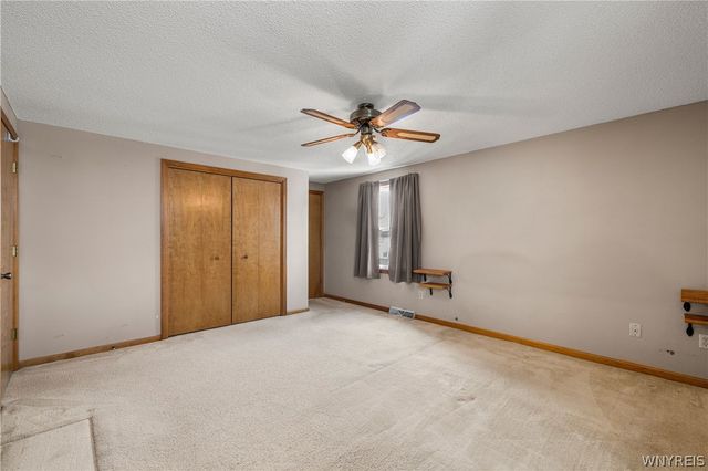 30 Parktrail Lane, Cheektowaga, NY 14227