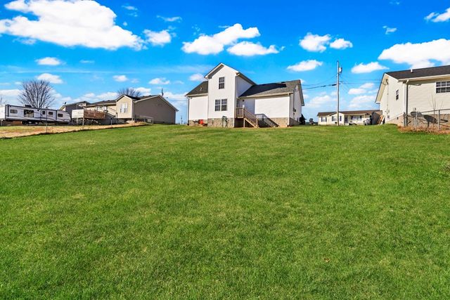 427 Filmore Rd, Oak Grove, KY 42262