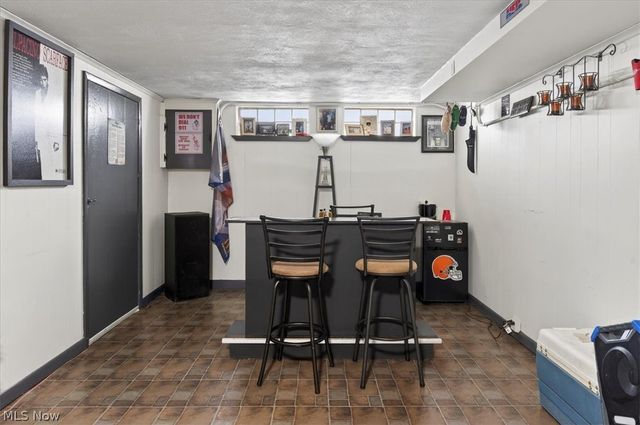 17282 Mccracken Road, Maple Heights, OH 44137