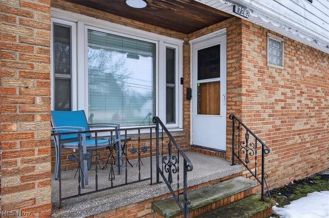 17282 Mccracken Road, Maple Heights, OH 44137