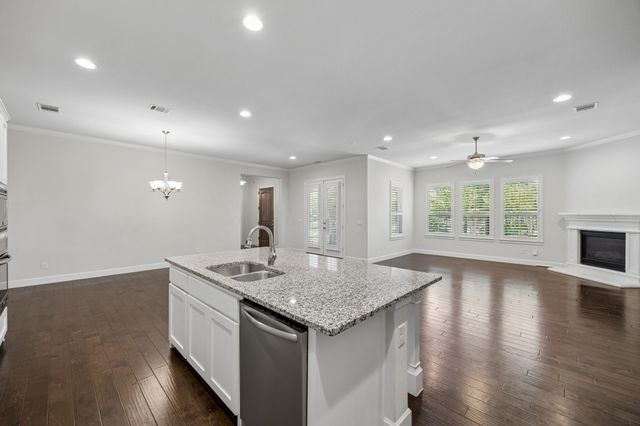 4016 Red Lynx Lane, Arlington, TX 76005