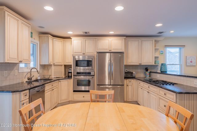 219 3rd Avenue, Ortley Beach, NJ 08751