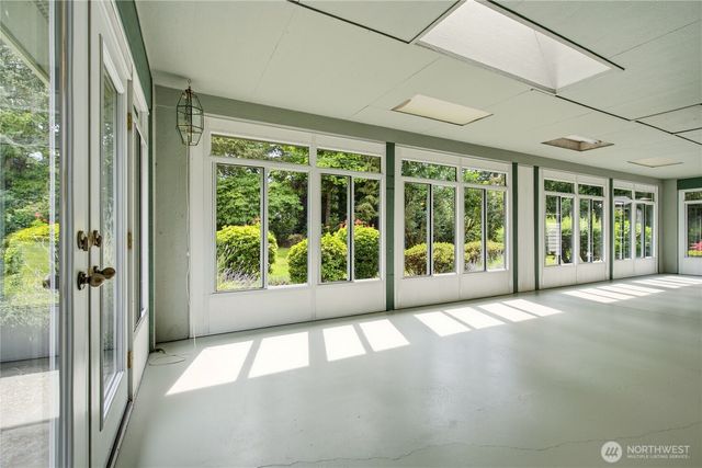 18108 SE 440th Street, Enumclaw, WA 98022