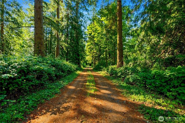 18108 SE 440th Street, Enumclaw, WA 98022