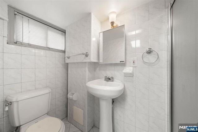 185 Larch Avenue, Teaneck, NJ 07666