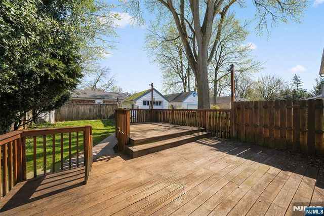 185 Larch Avenue, Teaneck, NJ 07666