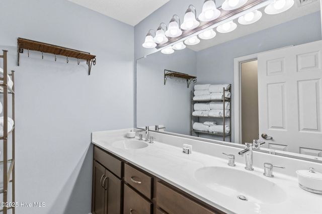 790 New River Inlet Road Unit 301b, Sneads Ferry, NC 28460