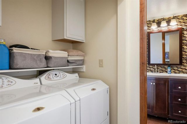 4842 S Bahama Way, Aurora, CO 80015