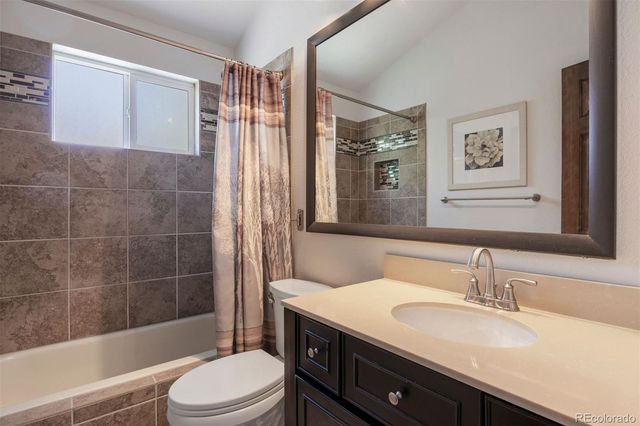 4842 S Bahama Way, Aurora, CO 80015