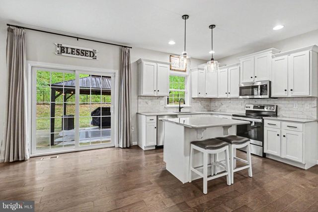110 STONE ARCH DR, Marysville, PA 17053