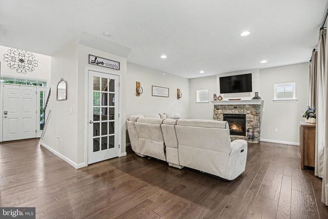 110 STONE ARCH DR, Marysville, PA 17053