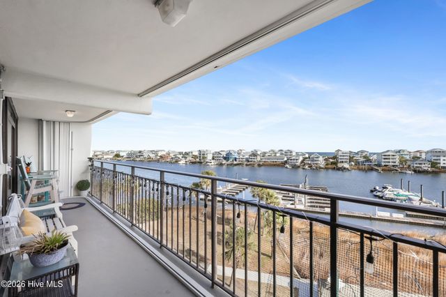 1080 Saint Joseph Street Apt 4c, Carolina Beach, NC 28428