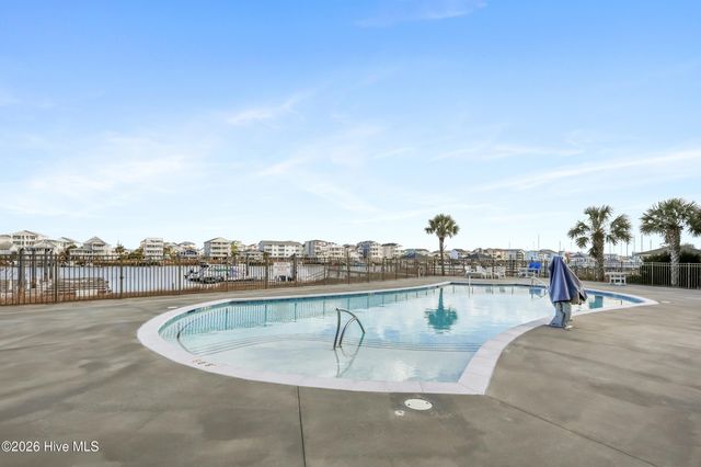 1080 Saint Joseph Street Apt 4c, Carolina Beach, NC 28428