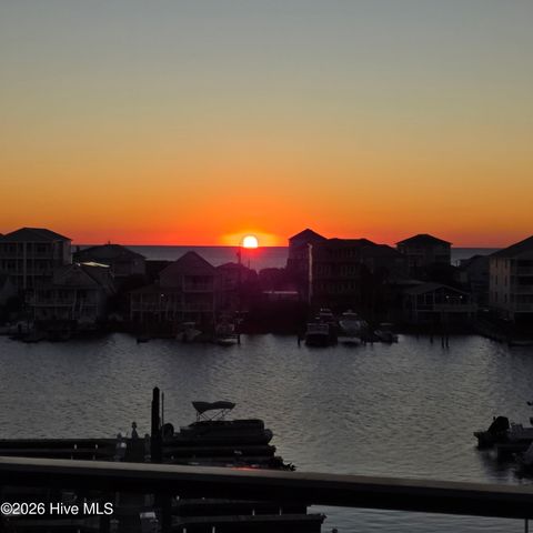 1080 Saint Joseph Street Apt 4c, Carolina Beach, NC 28428