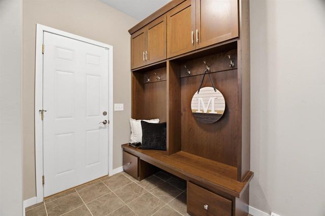 3810 APPLE LANE, Oshkosh, WI 54902