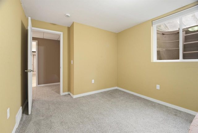 3810 APPLE LANE, Oshkosh, WI 54902