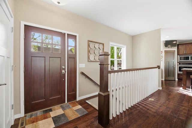3810 APPLE LANE, Oshkosh, WI 54902