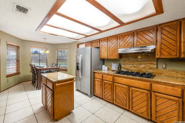 3615 Shallow Brook, San Antonio, TX 78247