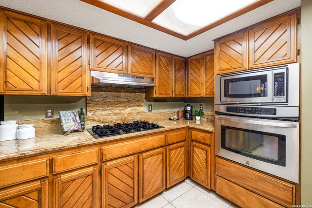 3615 Shallow Brook, San Antonio, TX 78247