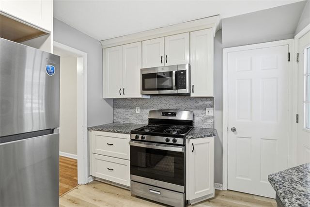 2612 Bethel Church Rd, Bethel Park, PA 15102