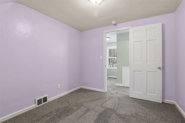 2612 Bethel Church Rd, Bethel Park, PA 15102