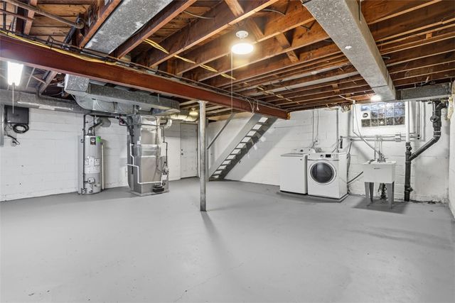 2612 Bethel Church Rd, Bethel Park, PA 15102