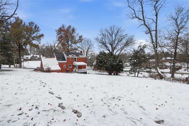 2612 Bethel Church Rd, Bethel Park, PA 15102