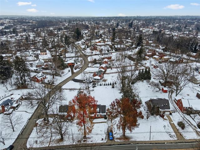 2612 Bethel Church Rd, Bethel Park, PA 15102