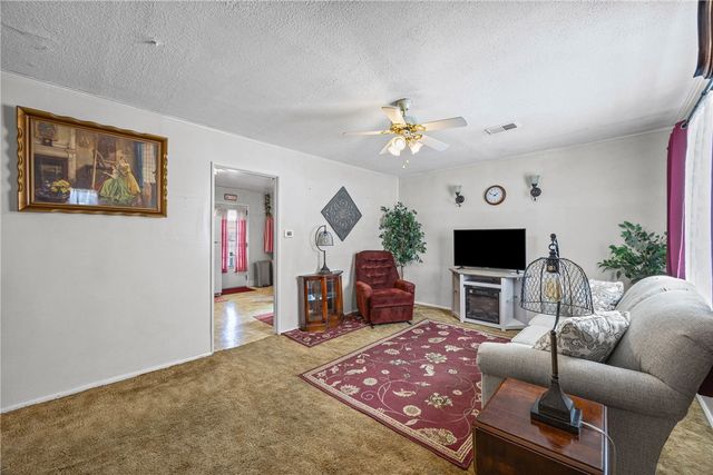 15 Ada Street, Geneva City, NY 14456