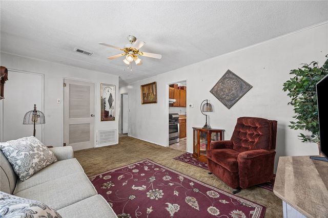 15 Ada Street, Geneva City, NY 14456