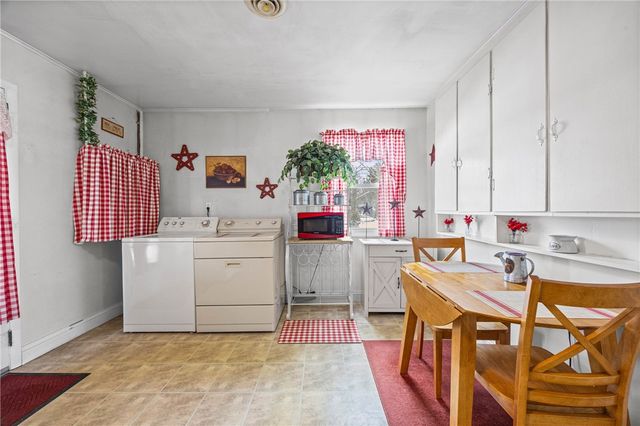 15 Ada Street, Geneva City, NY 14456