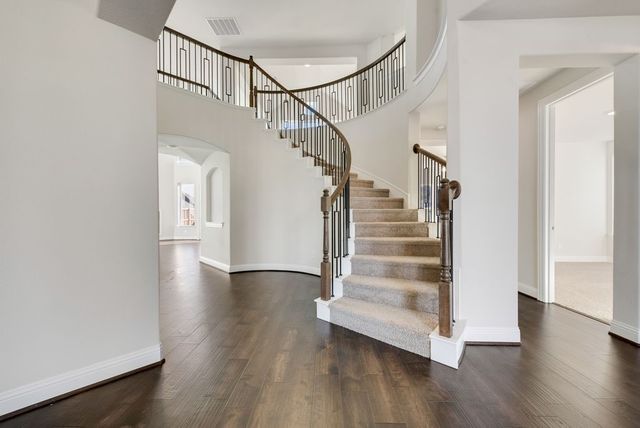 2438 Meridian Place, Midlothian, TX 76065
