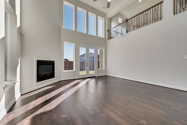 2438 Meridian Place, Midlothian, TX 76065
