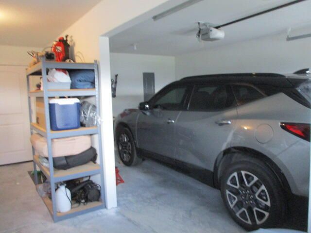 504 ADDIE LN, Centralia, MO 65240