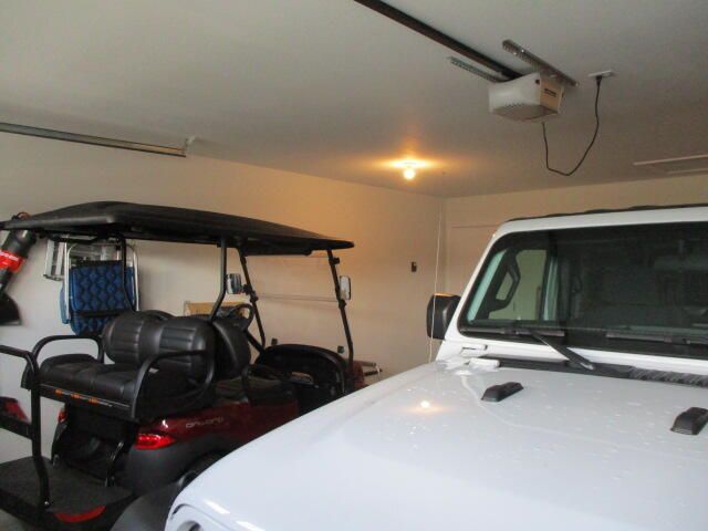 504 ADDIE LN, Centralia, MO 65240