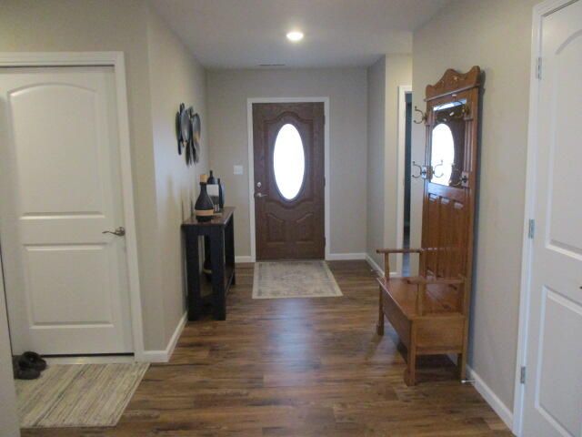 504 ADDIE LN, Centralia, MO 65240