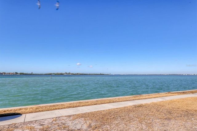 761 JOHN RINGLING BOULEVARD 34, Sarasota, FL 34236