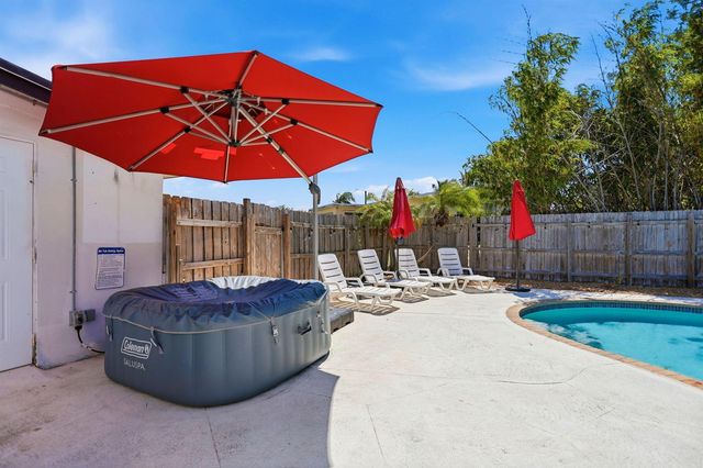 917 W Drew Street, Lantana, FL 33462