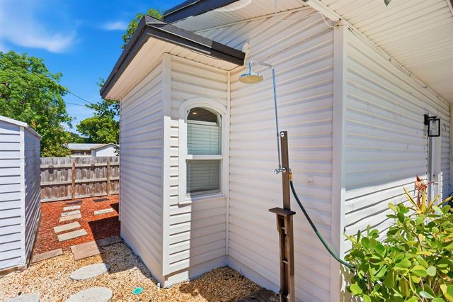 917 W Drew Street, Lantana, FL 33462