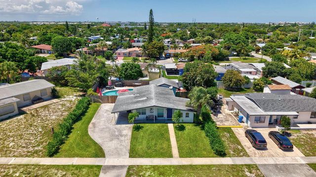 917 W Drew Street, Lantana, FL 33462