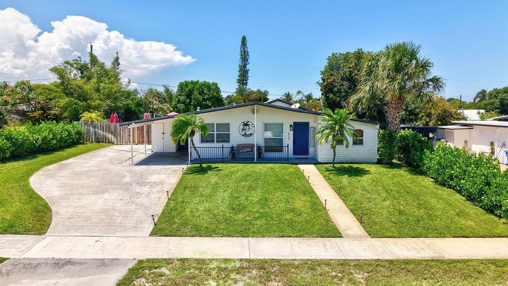 917 W Drew Street, Lantana, FL 33462
